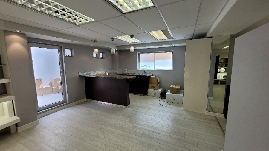 To Let commercial Property for Rent in Paarden Eiland Western Cape